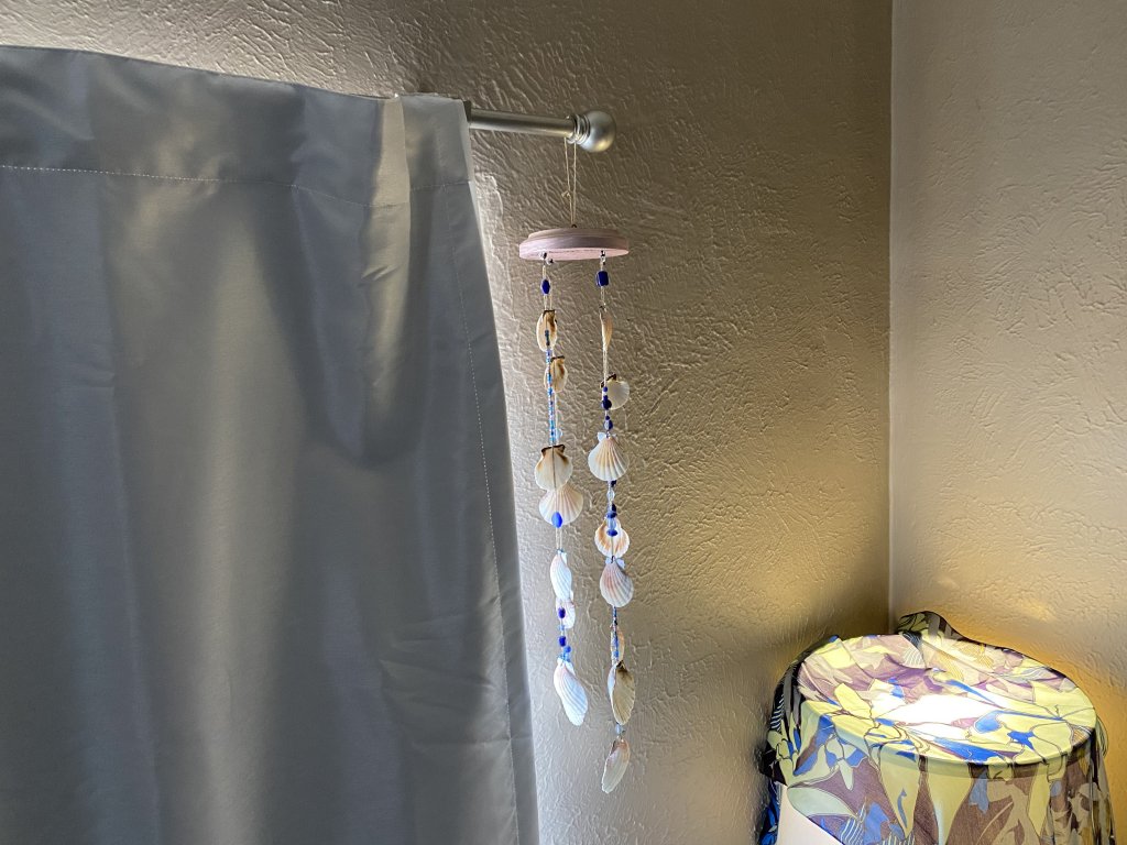 repurposed home decor seashell windchimes